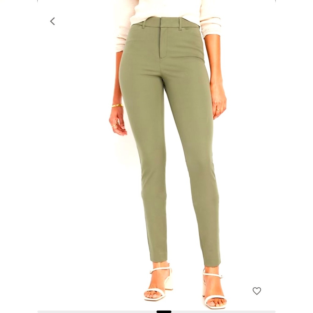 Old Navy high rise pixie skinny work pant. Sz 0 Petite NWT!